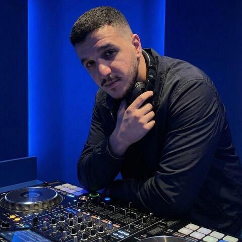 Dj 3LAWI