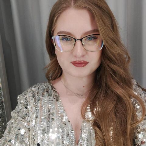 Weronika Smola - Individual - Poland - StageLync