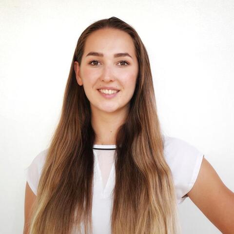 Ania Kawiak - Individual - Poland - StageLync