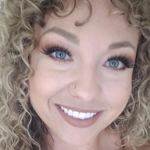 April Downs - Individual - Canada - StageLync