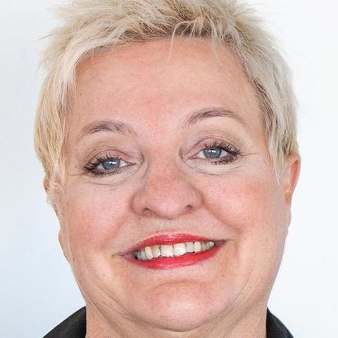 Linda Burger - Individual - France, Switzerland - StageLync