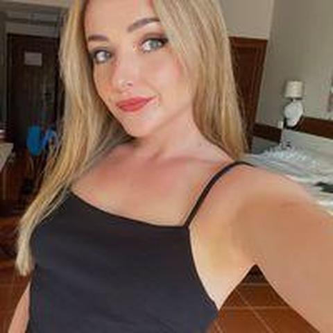 Zuzana Turnova - Individual - Slovakia - StageLync