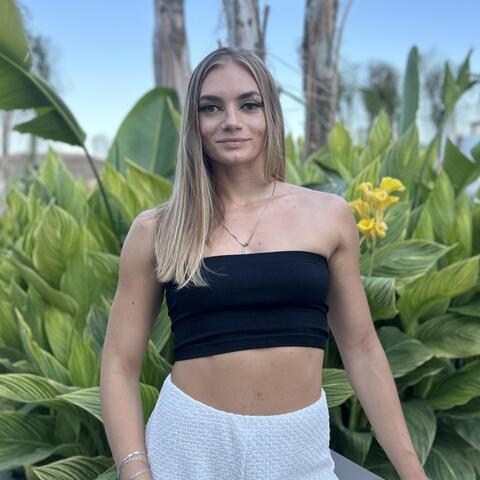 Eliza Anhelska - Individual - Ukraine - StageLync