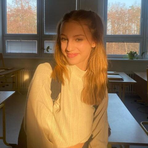 Tana Novakova - Individual - Czech Republic - StageLync