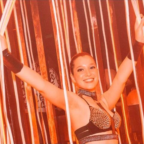 Noelia Flores - Individual - Argentina - StageLync