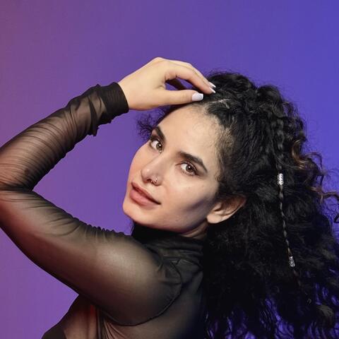 Nava Ebnetaghi - Individual - Iran - StageLync