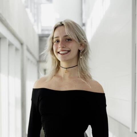 Raphaëlle  Bettinger  - Individual - StageLync
