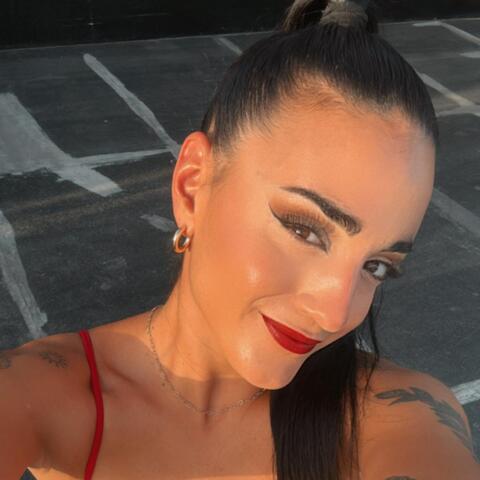 Luz Loguzzo - Individual - Argentina - StageLync