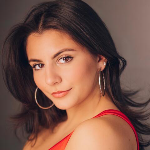 Bella Savastano  - Individual - United States - StageLync