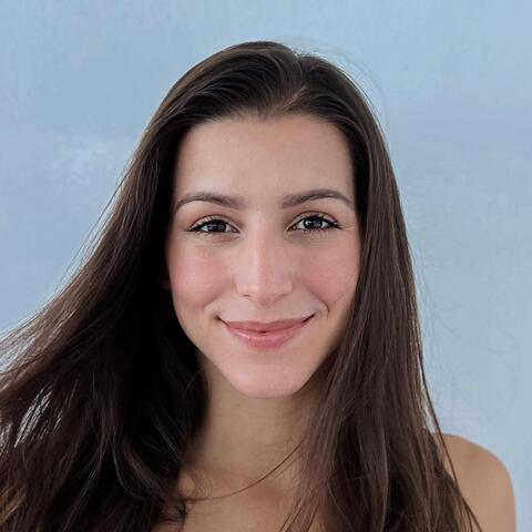 Sára Paczolay - Individual - Hungary - StageLync