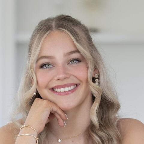 Brynn Huber - Individual - Canada - StageLync