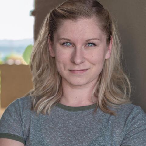 Liz Kinder - Individual - United States - StageLync