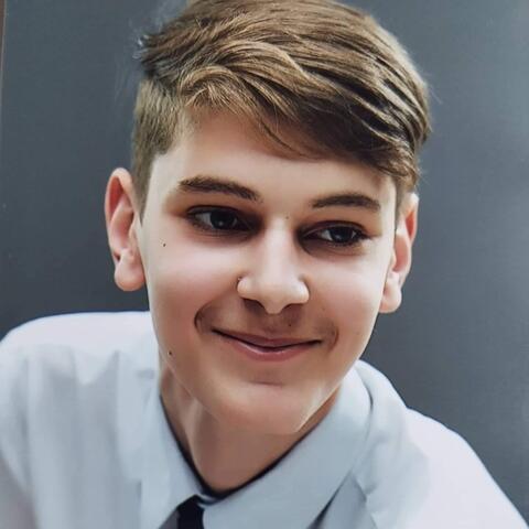 Tóth Levente - Individual - Hungary - StageLync