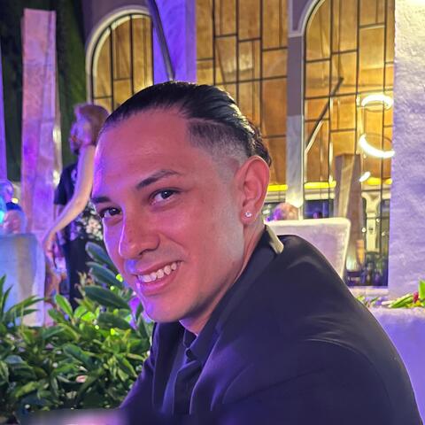 Salvador Silvestre  Lopez Herrera  - Individual - StageLync