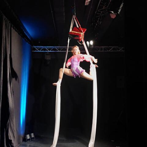 Gabriela Schwab Veloso - Individual - Brazil, Germany - StageLync
