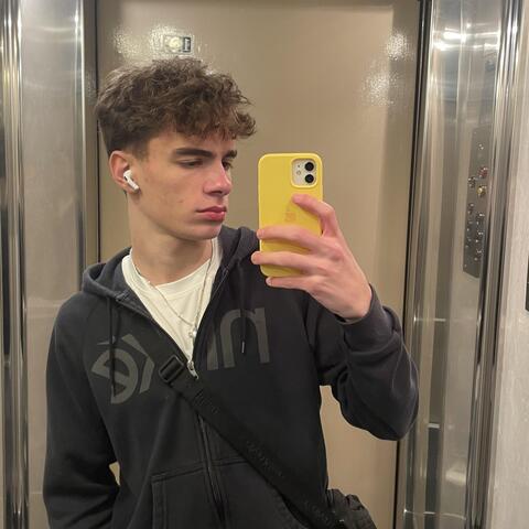 Akis Tsopanakis - Individual - Greece - StageLync