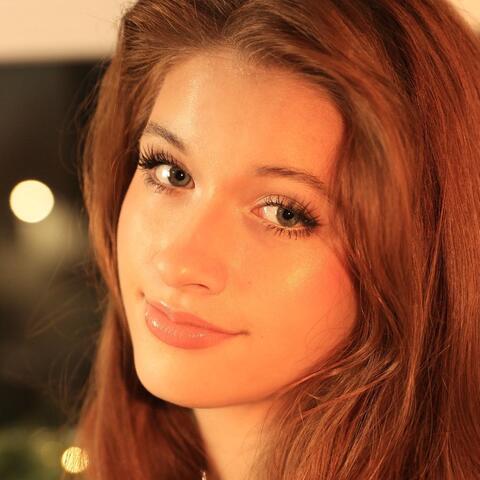 Viktoriia  Seniuk - Individual - StageLync