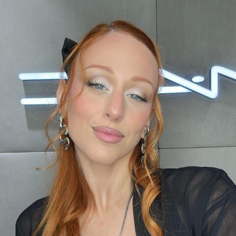 Lydia Dunez - Individual - France, Greece - StageLync