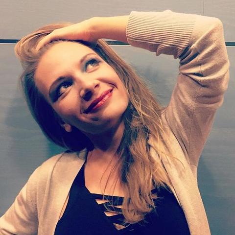 Ivana Kolcunova - Individual - Czech Republic - StageLync