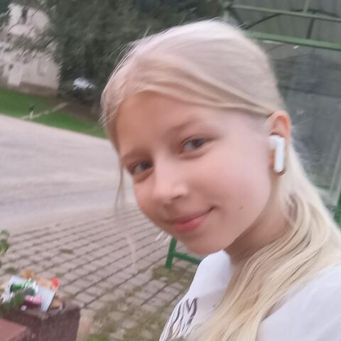 Iris Lill - Individual - Estonia - StageLync
