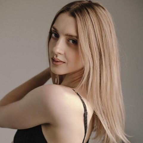 Karina Kolpakova - Individual - Ukraine - StageLync
