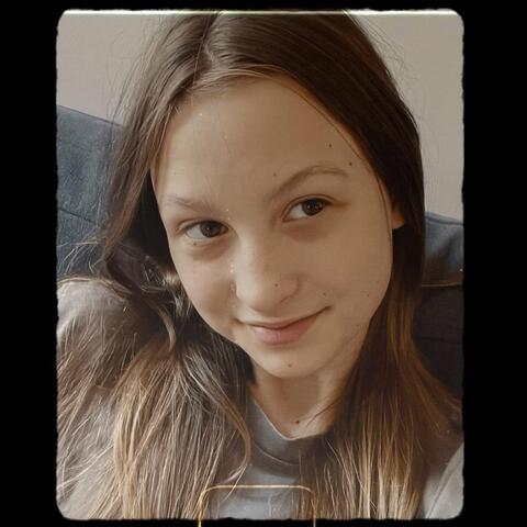 Una Elerte - Individual - Latvia - StageLync