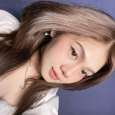 Den Ayu Harum Alam - Individual - Indonesia - StageLync