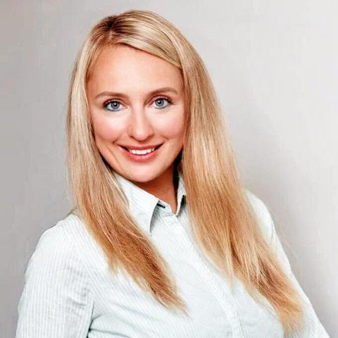 Anna  Fontaine  - Individual - France - StageLync
