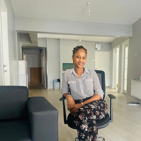 Ejatu Bah - Individual - Sierra Leone - StageLync