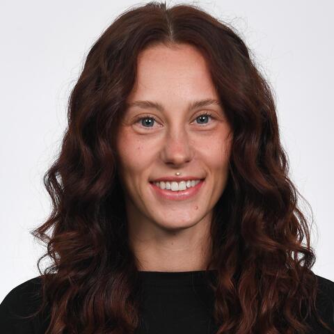 Rylee Jonuska - Individual - United States - StageLync