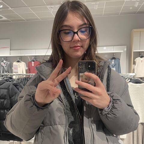 Vivien Frajštáková  - Individual - Slovakia - StageLync