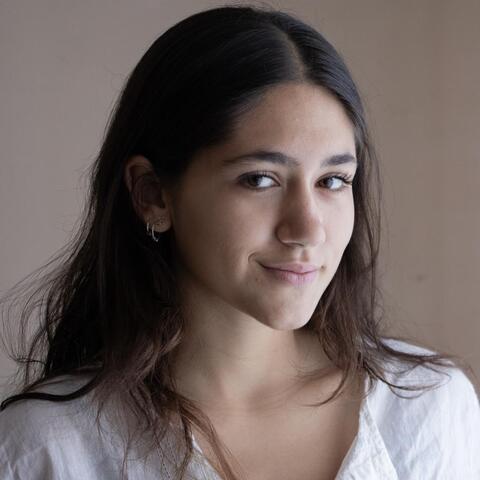 Abril Pallisera - Individual - StageLync