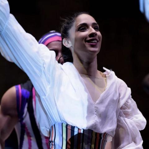 Norrana Hadassa - Individual - Brazil - StageLync